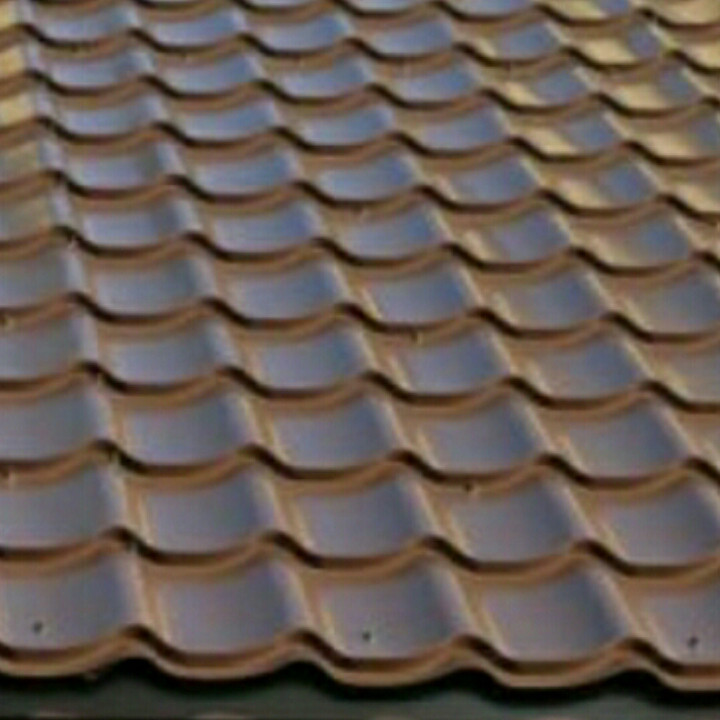 Металлочерепица коричневая 0 ,4 мм , сталь Китай рал 8017.