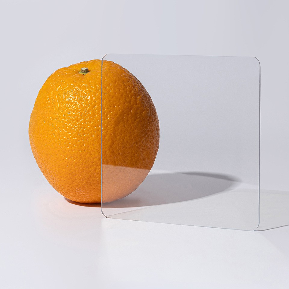 Монолитный поликарбонат BAUGLAS прозрачный 10 мм